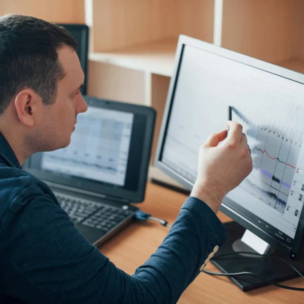 Ukryte koszty bezczynności: Dlaczego nie możesz sobie pozwolić na czekanie z CRM?