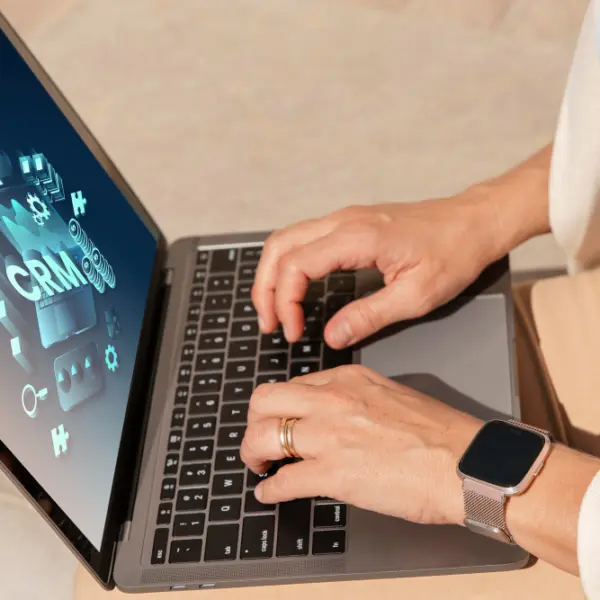 Sztuczna inteligencja w&nbsp;SugarCRM – jak działa i&nbsp;co&nbsp;oferuje